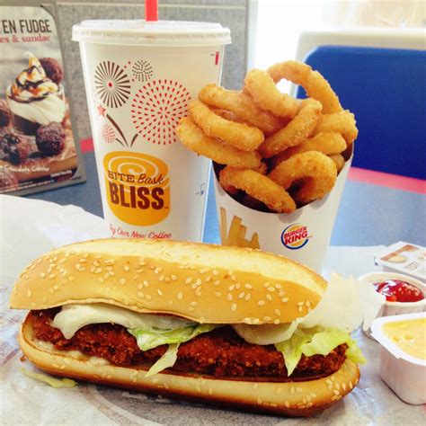 Burger King Original Chicken Sandwich & Onion Rings | Snaxtime