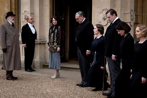 Movie Review: DOWNTON ABBEY (2019) - Review St. Louis