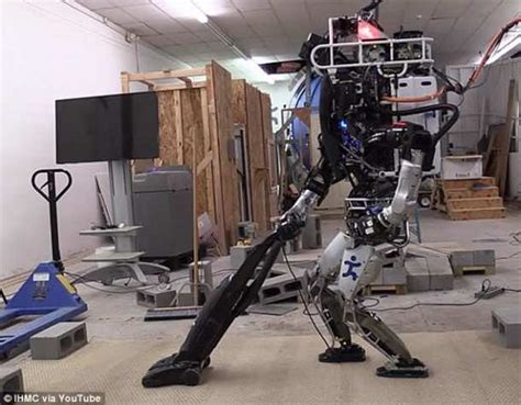 Google' Atlas Robot Can Now Clean His Own Room