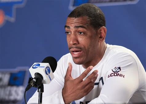 Arbitrator rules UConn coach Kevin Ollie improperly fired, owed $11 million