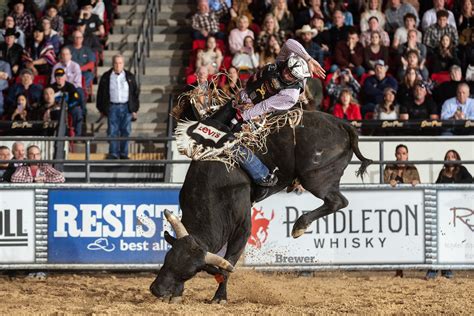 John Crimber Goes 3 for 3 to win his first Tuff Hedeman Bull Riding ...