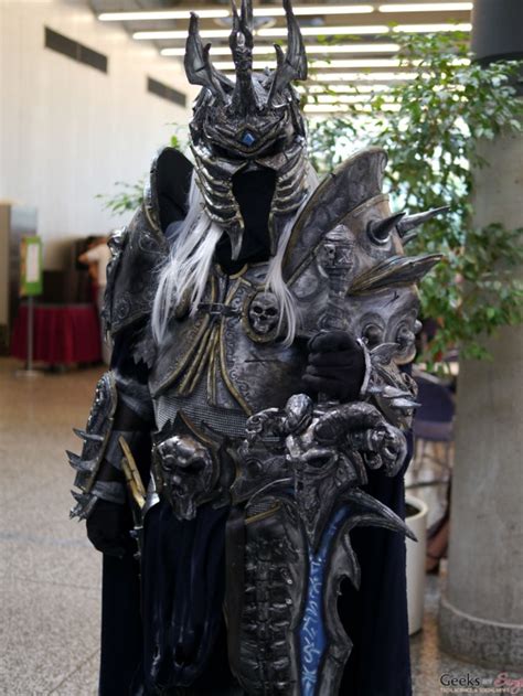 Lich King Cosplay from Montreal Comic-Con 2015 (X-Post from /r/wow) : r/gaming