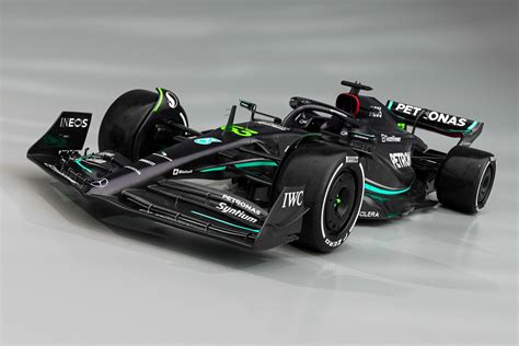 Mercedes returns to black livery as team launches W14 F1 car