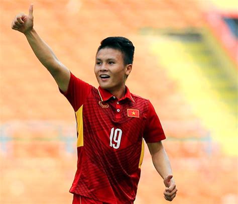 7 Quang Hai Facts About The Best AFC Cup Midfielder Who's A CR7 Fan