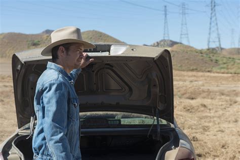 Review: ‘Justified’ Season 6, Episode 1, ‘Fate’s Right Hand’: A Smarter Move I Cannot Imagine ...