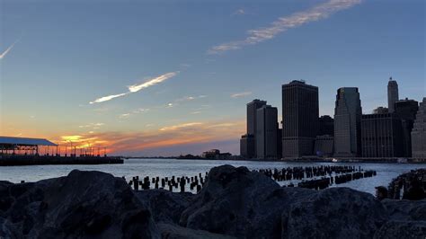 SUNSET AT BROOKLYN BRIDGE PARK | NEW YORK CITY | FEBRUARY 2018 - YouTube