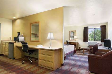 Super 8 by Wyndham Kennewick | Kennewick, WA Hotels