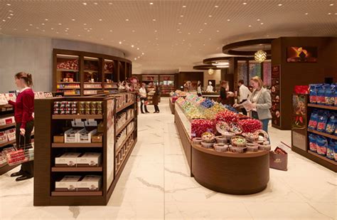 Directions & opening times of the Lindt Home of Chocolate