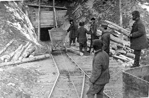 Gulag: Soviet Forced Labor Camps and the Struggle for Freedom