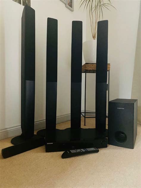 Samsung Dvd Player with surround sound speaker system | in Chatham ...