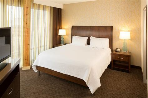 HILTON GARDEN INN SIOUX FALLS DOWNTOWN $105 ($̶1̶3̶3̶) - Prices & Hotel Reviews - SD - Tripadvisor