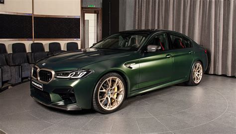 BMW M5 CS on Display in Abu Dhabi Looks Amazing in Frozen Deep Green Metallic - autoevolution