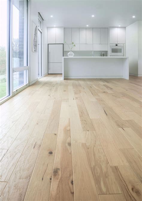 Bernina Hickory compliments any kitchen with a variety of tones from a timeless, light natural ...