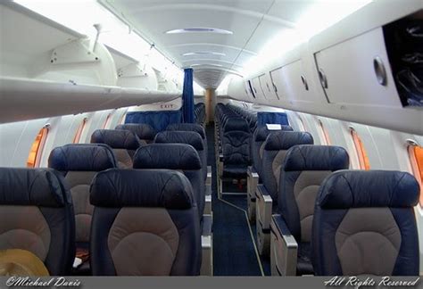 airplane-pics: Canadair RegionalJet CRJ900 cabin interior