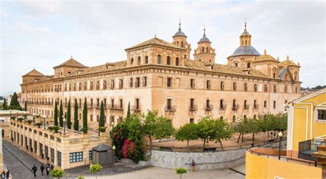 Universidad Católica San Antonio de Murcia - UCAM - Made in Sainte ...