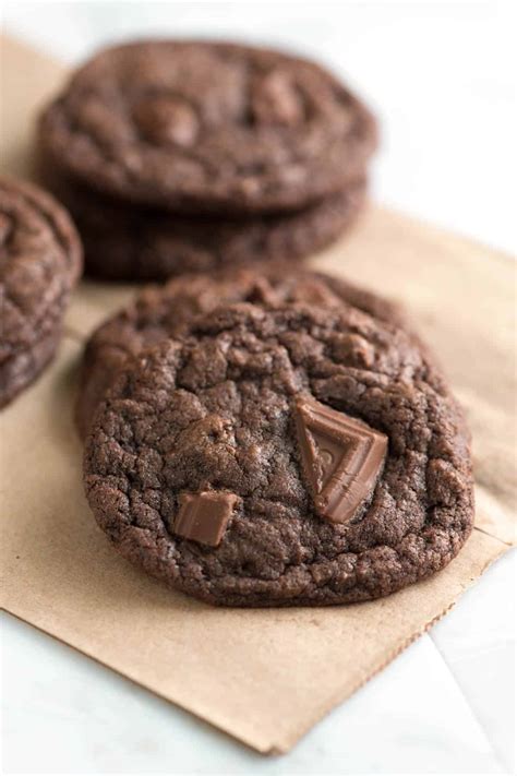 Easy, Chewy Double Chocolate Cookies Recipe