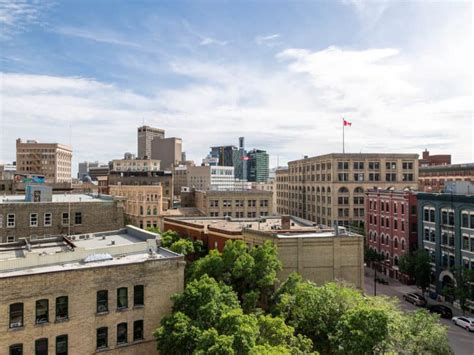 18 Best Things to Do in Downtown Winnipeg (for 2024)