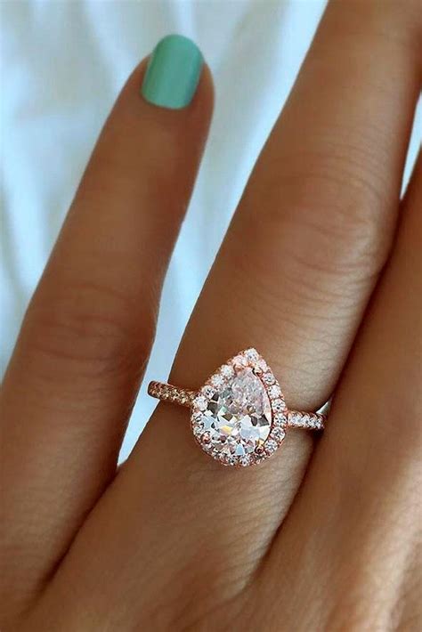 21 Stunning Pear Shaped Engagement Rings | Oh So Perfect Proposal