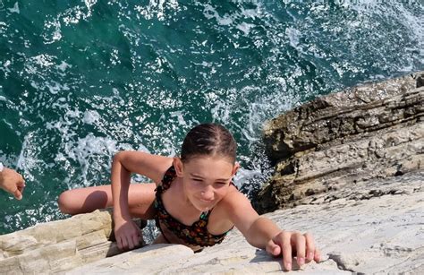 Deep-water Soloing and Cliff Jumping at Kasjuni Beach in Split