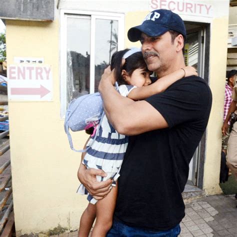 These photos of Akshay Kumar with daughter Nitara are too good to miss ...