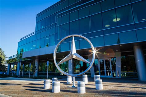 Mercedes Opens Silicon Valley R&D Center For Future Tech Development