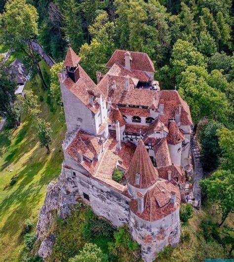 castle of Count Dracula Transylvania, Romania ? - Virily