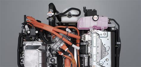 Toyota opens up fuel cell technology to commercial partners | Automotive Powertrain Technology ...