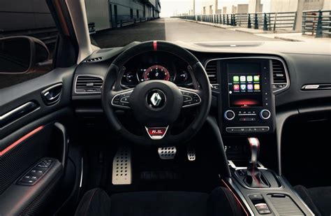 Nuevo-Renault-Megane-RS-interior - Mega Autos