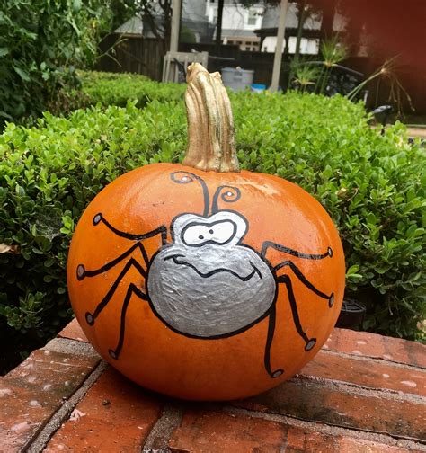 30+ Spider Pumpkin Carving Ideas – HomeDecorish