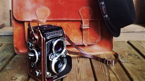 old, Bag, Vintage, Wooden Surface Wallpapers HD / Desktop and Mobile Backgrounds