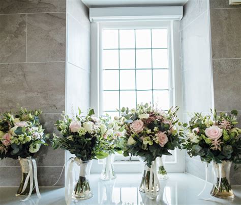 Wedding Flowers Bath | Bridal Bouquets | Bath Spa Florists