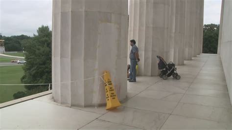 Lincoln Memorial vandalized with red graffiti | kare11.com