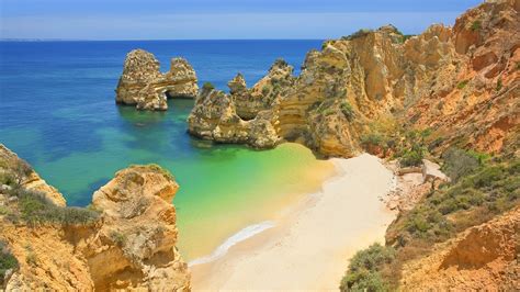 Hip and Luxurious Holiday Destinations in Portugal