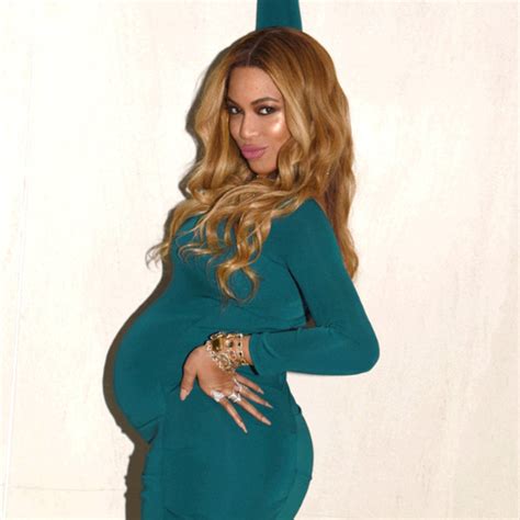 Photos from Beyonce's Pregnancy Fashion With Twins