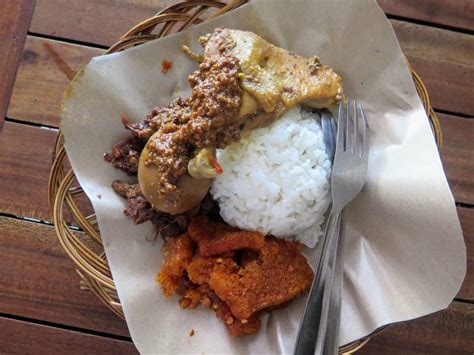 Gudeg Yu Djum - Other Food Guide | The Travellist