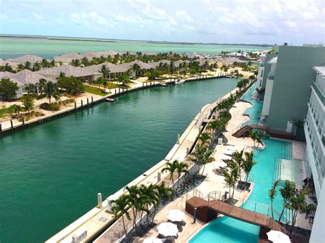 Hilton Brings South Beach Style to Tiny Bimini