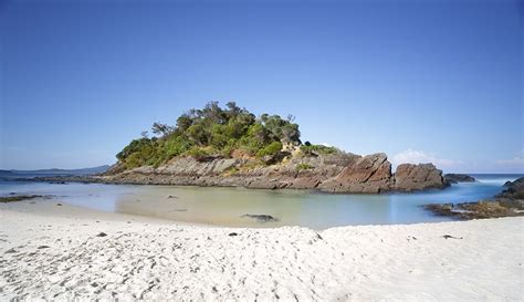 13 of the Best Beaches in NSW, Australia | Discover World-Class Beaches!