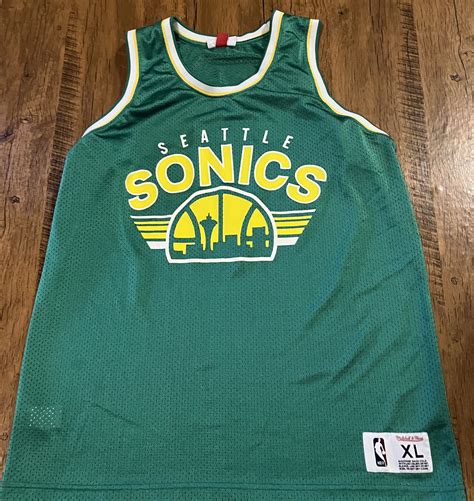 Seattle sonics tank top Jersey for Sale in Ruston, WA - OfferUp