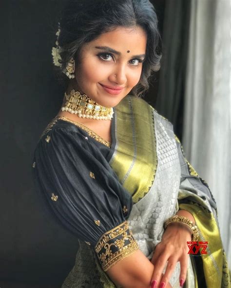 Actress Anupama Parameswaran Stunning Traditional Saree Stills - Social ...