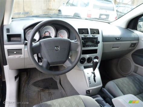 2007 Dodge Caliber SE interior Photo #78631215 | GTCarLot.com