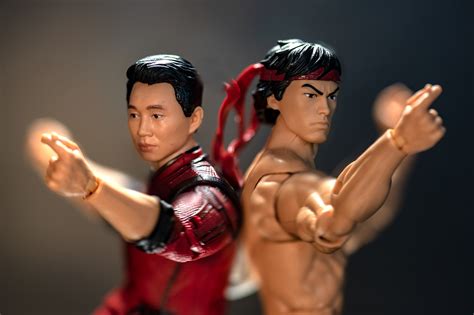 Practicing Kung Fu with Marvel Legends Shang-Chi