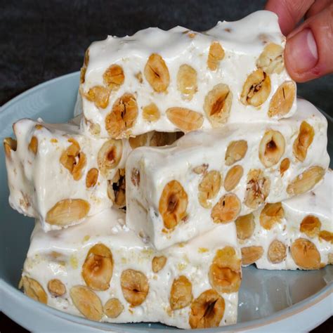 Homemade Nougat Recipe with Almonds and Hazelnuts (Video) - Vargasavour Recipes