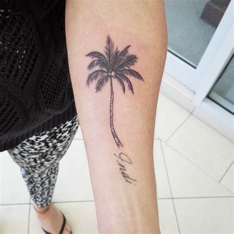 120+ Best Palm Tree Tattoo Designs and Meaning - [Ideas of 2019]