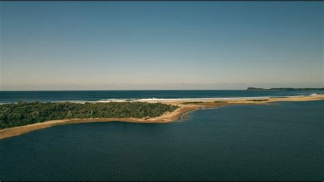 Sandbar and Bushland Caravan Park. Overnight camping in Sandbar beach ...