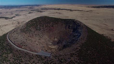 Horseshoe Crater, Capulin Volcano and Folsom Falls New Mexico - YouTube