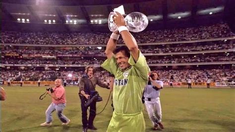 PCB slammed for omitting Imran Khan from 1992 World Cup victory