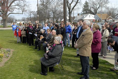 Memorial Junior High honors late teacher | Herald Community Newspapers | www.liherald.com