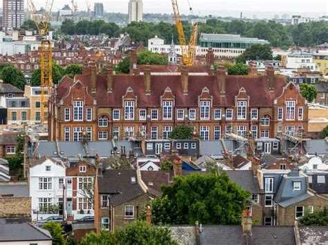 Fulham Primary School © Peter McDermott :: Geograph Britain and Ireland