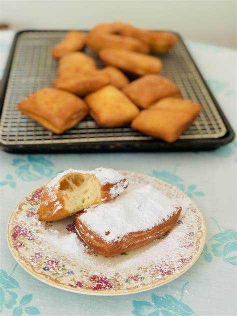 New Orleans Beignets - Really Into This