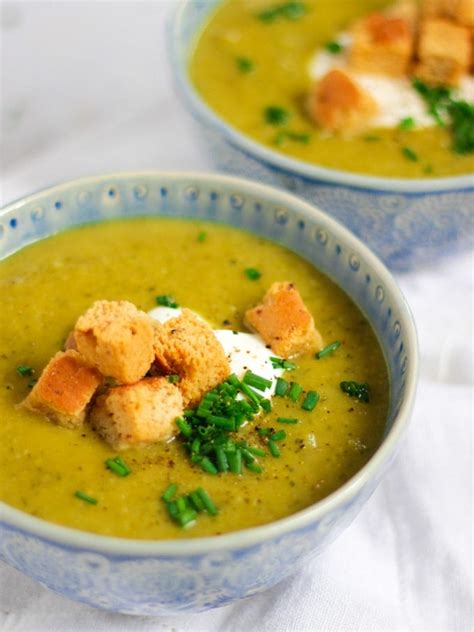 Courgette Soup Recipe with Parmesan - Quick & Healthy